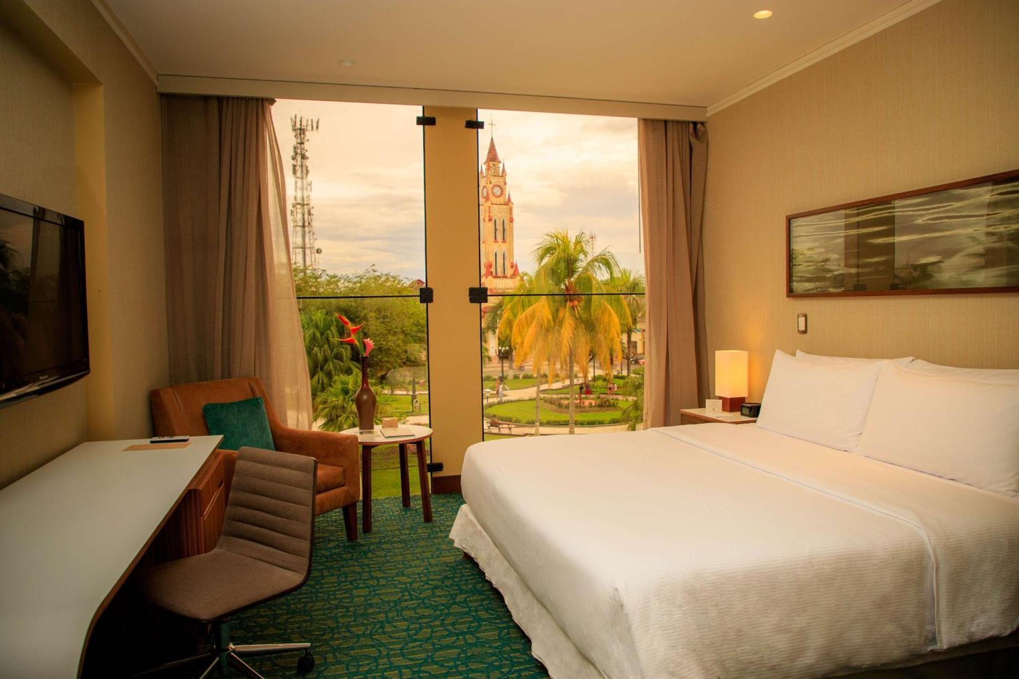 Hotel Doubletree By Hilton Iquitos Zewnętrze zdjęcie